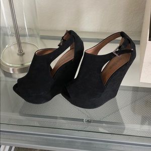 Sexy black wedge